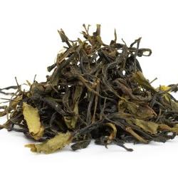 Gold Green tea Georgian - un amestec de ceai alb și verde